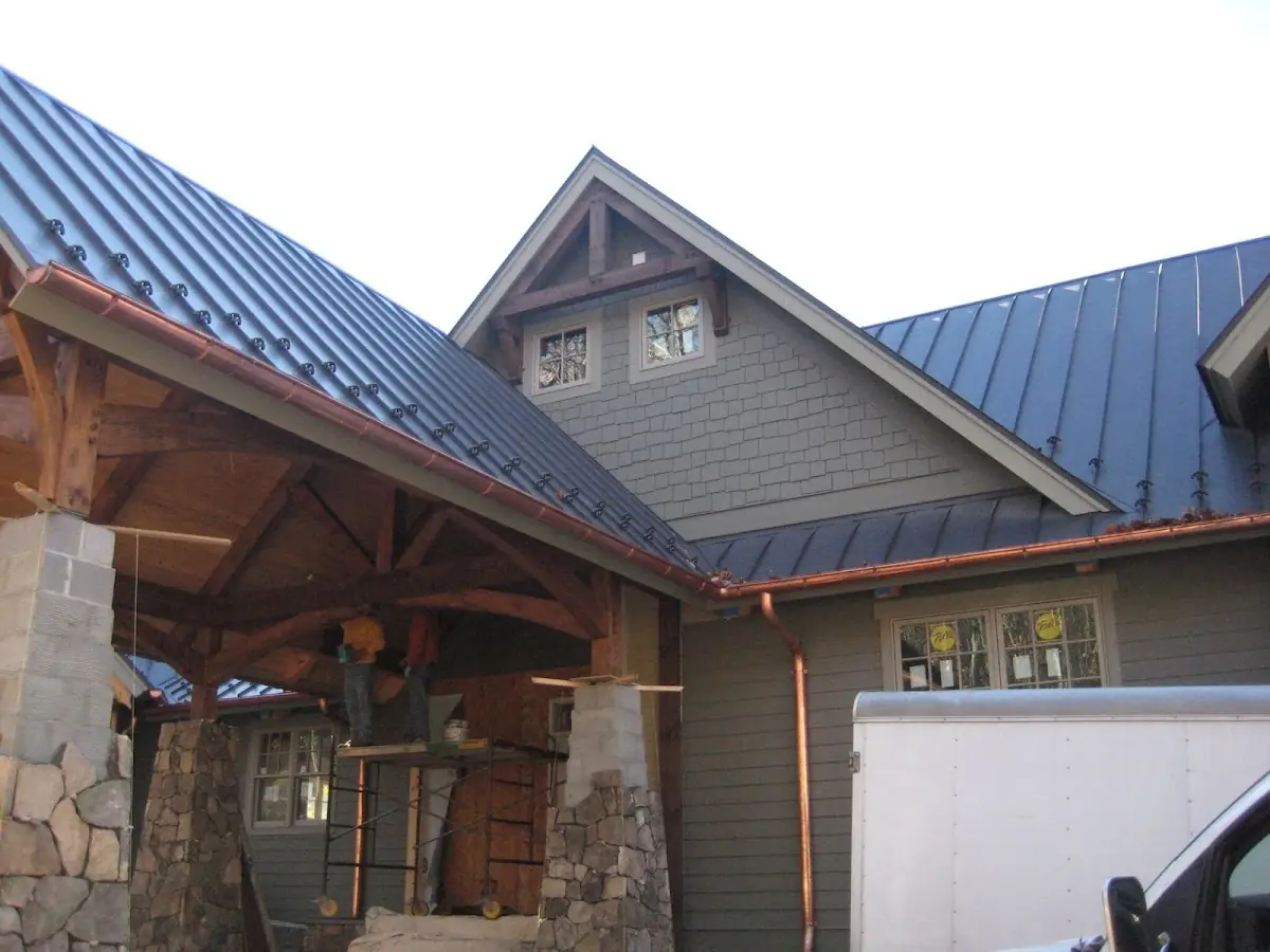 Craftsman Roofing team delivering quality roofing work in Tully